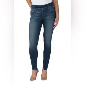 Levi’s Totally Shaping Pull-on Skinny Jeans Mid-Rise Stretch Denim size 18 NWT